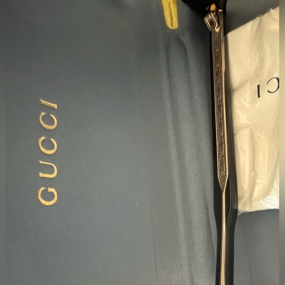 GUCCI SUNGLASSES - Picture 10 of 12